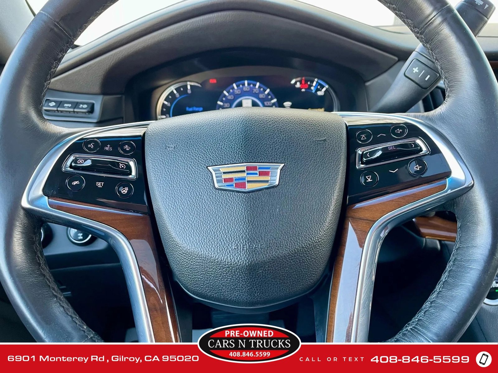 Used 2019 Cadillac Escalade ESV Premium Luxury image 24