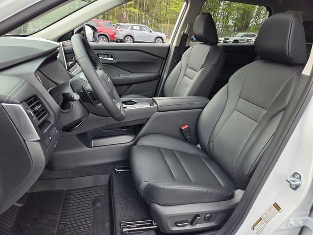 New 2026 Nissan Rogue SV image 9