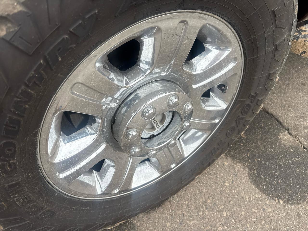 Used 2015 Ford F250 King Ranch w/ King Ranch w/Chrome Package image 9