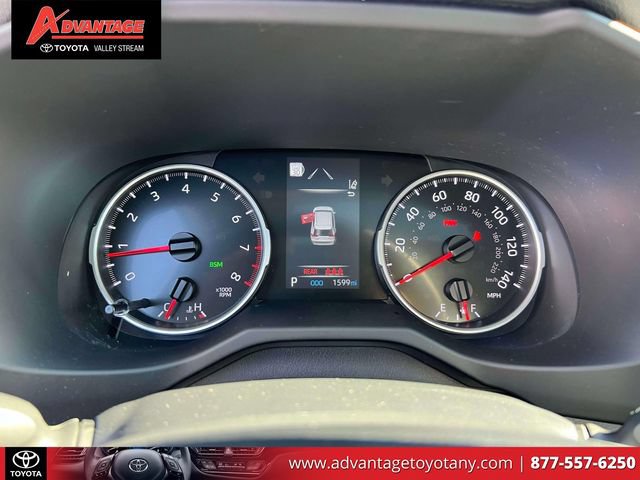 Used 2022 Toyota RAV4 XLE w/ Convenience Package AWD/4WD image 31