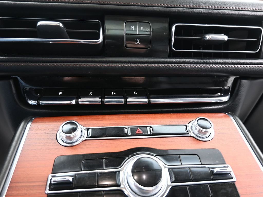 Used 2021 Lincoln Aviator Grand Touring w/ Equipment Group 302A image 33