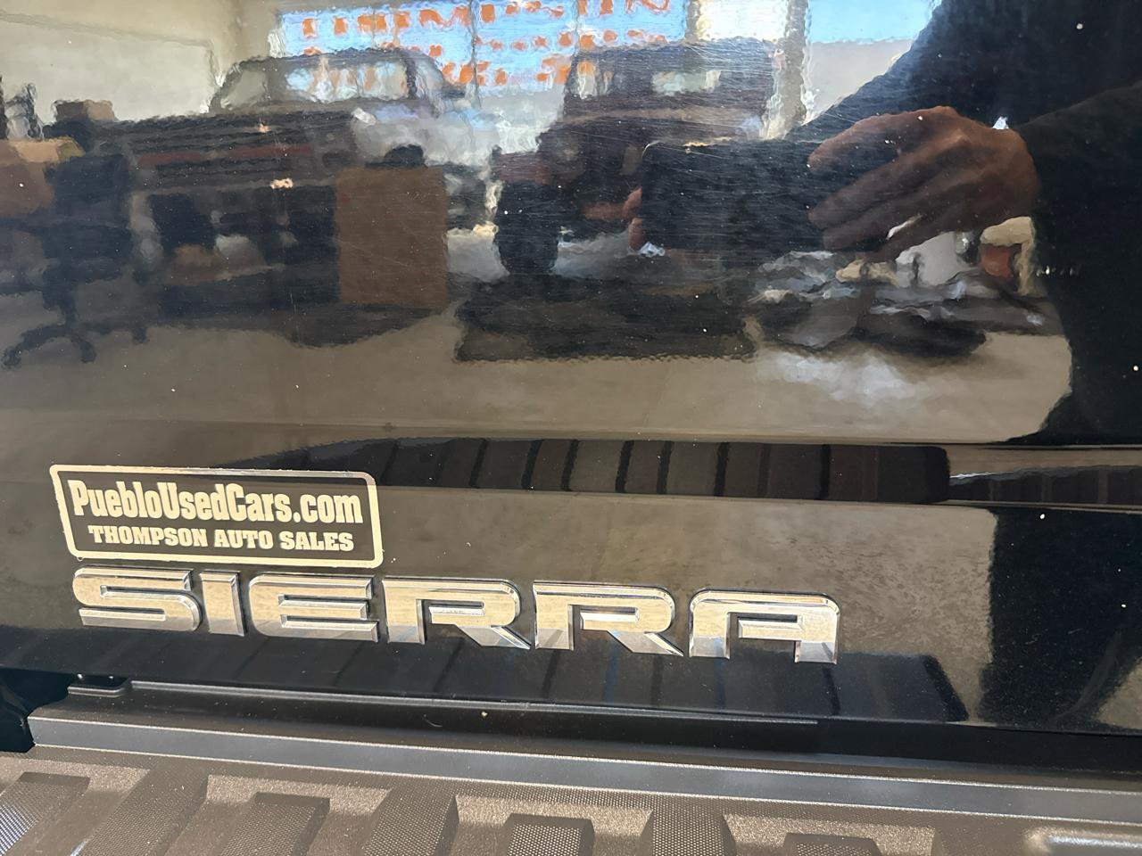 Used 2015 GMC Sierra 1500 SLT w/ SLT Crew Cab Value Package image 85