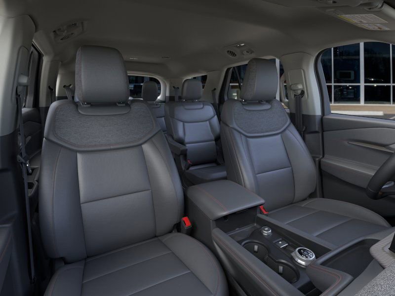 Used 2026 Ford Explorer Active w/ Active Comfort Package image 18