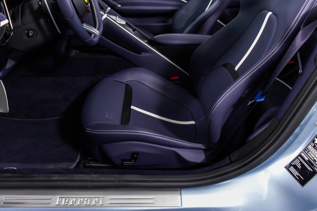 Certified 2025 Ferrari Roma Spider RWD image 42