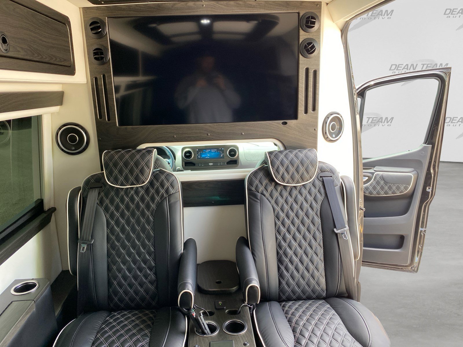 Used 2022 Mercedes-Benz Sprinter 3500 image 22