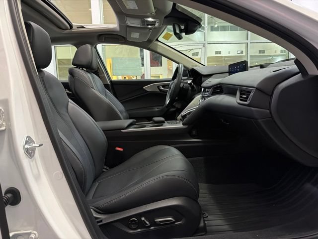 Used 2023 Acura TLX w/ Technology Package FWD image 13