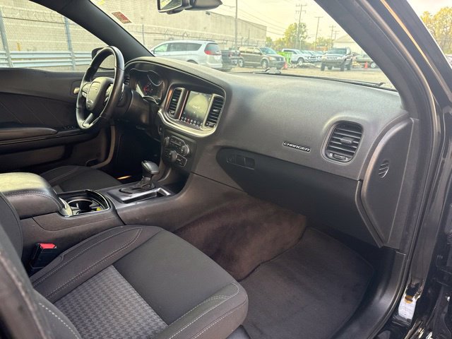 Certified 2018 Dodge Charger GT w/ Blacktop Package AWD/4WD image 27