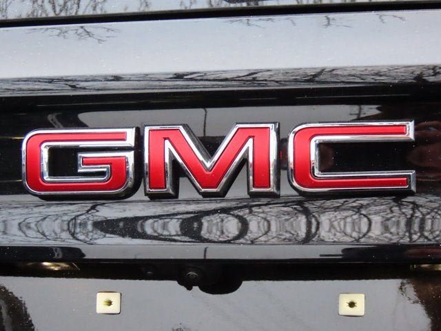 New 2026 GMC Acadia AT4 w/ Luxury Package AWD/4WD image 16