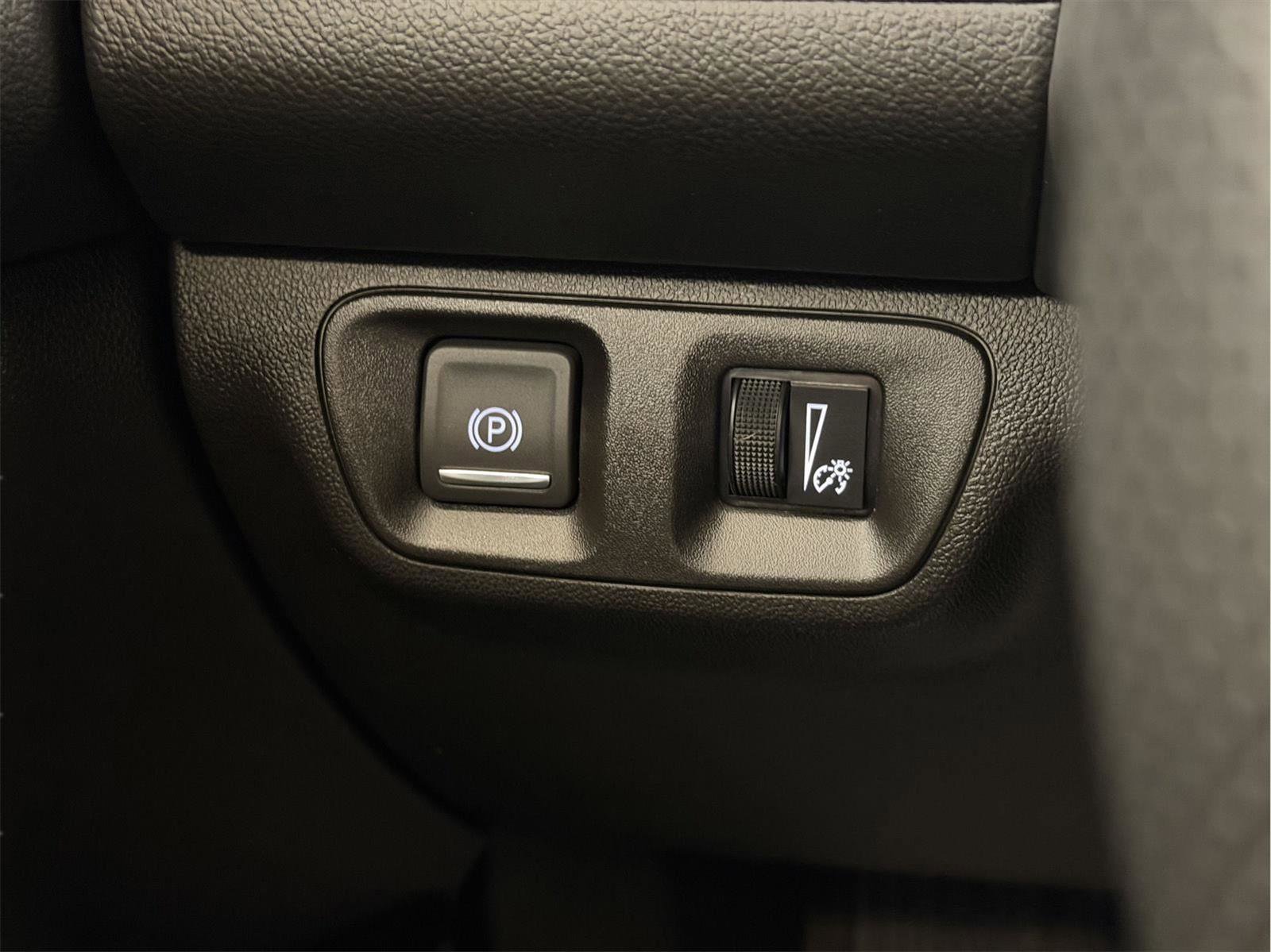 Certified 2023 GMC Acadia SLE w/ Driver Convenience Package image 42