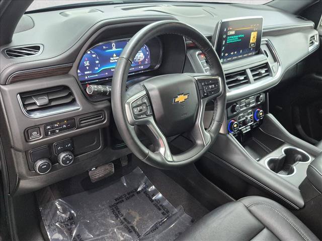 Used 2023 Chevrolet Suburban LT w/ LT Signature Plus Package RWD image 10