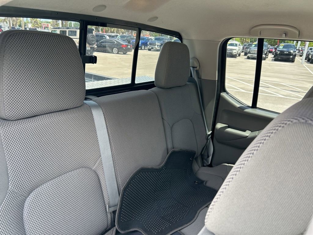 Used 2017 Nissan Frontier SV w/ SV Value Truck Package RWD image 46