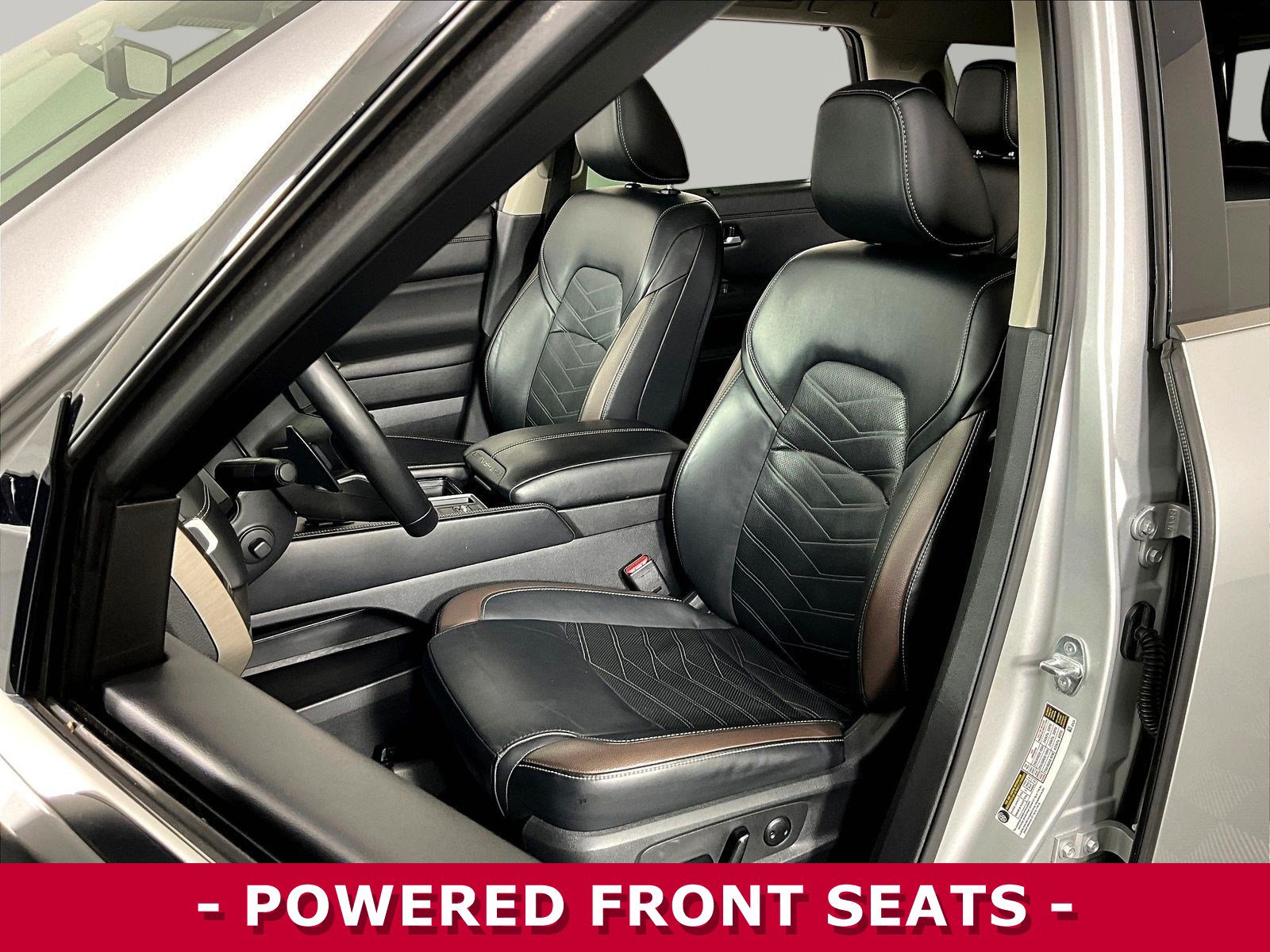 Certified 2023 Nissan Pathfinder Platinum FWD image 21