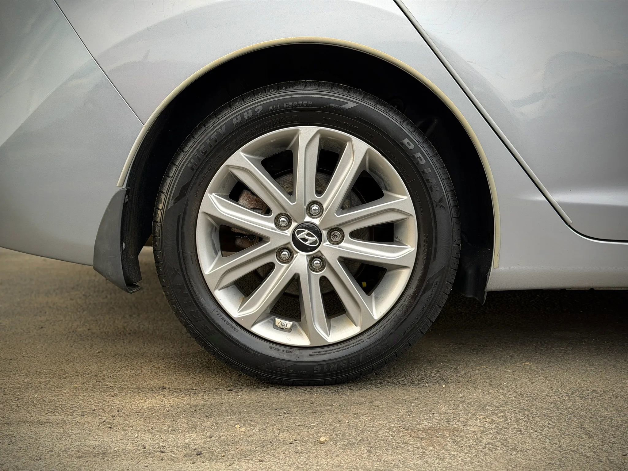 Used 2015 Hyundai Elantra SE w/ Option Group 03 FWD image 22