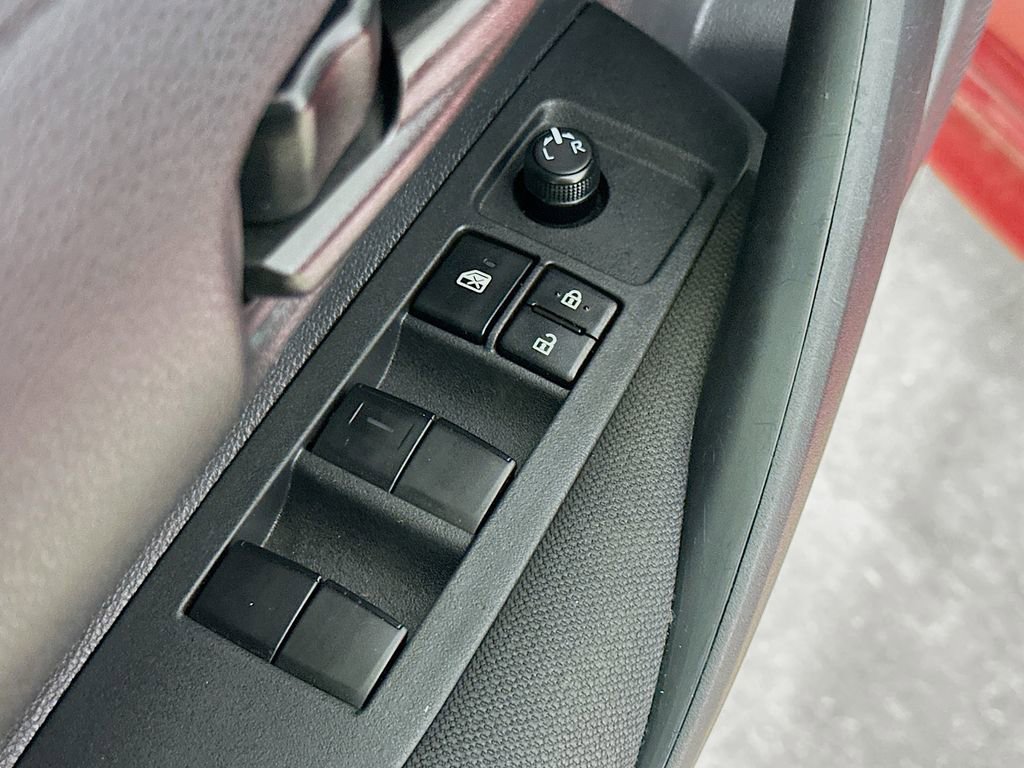 Used 2025 Toyota Corolla LE image 20