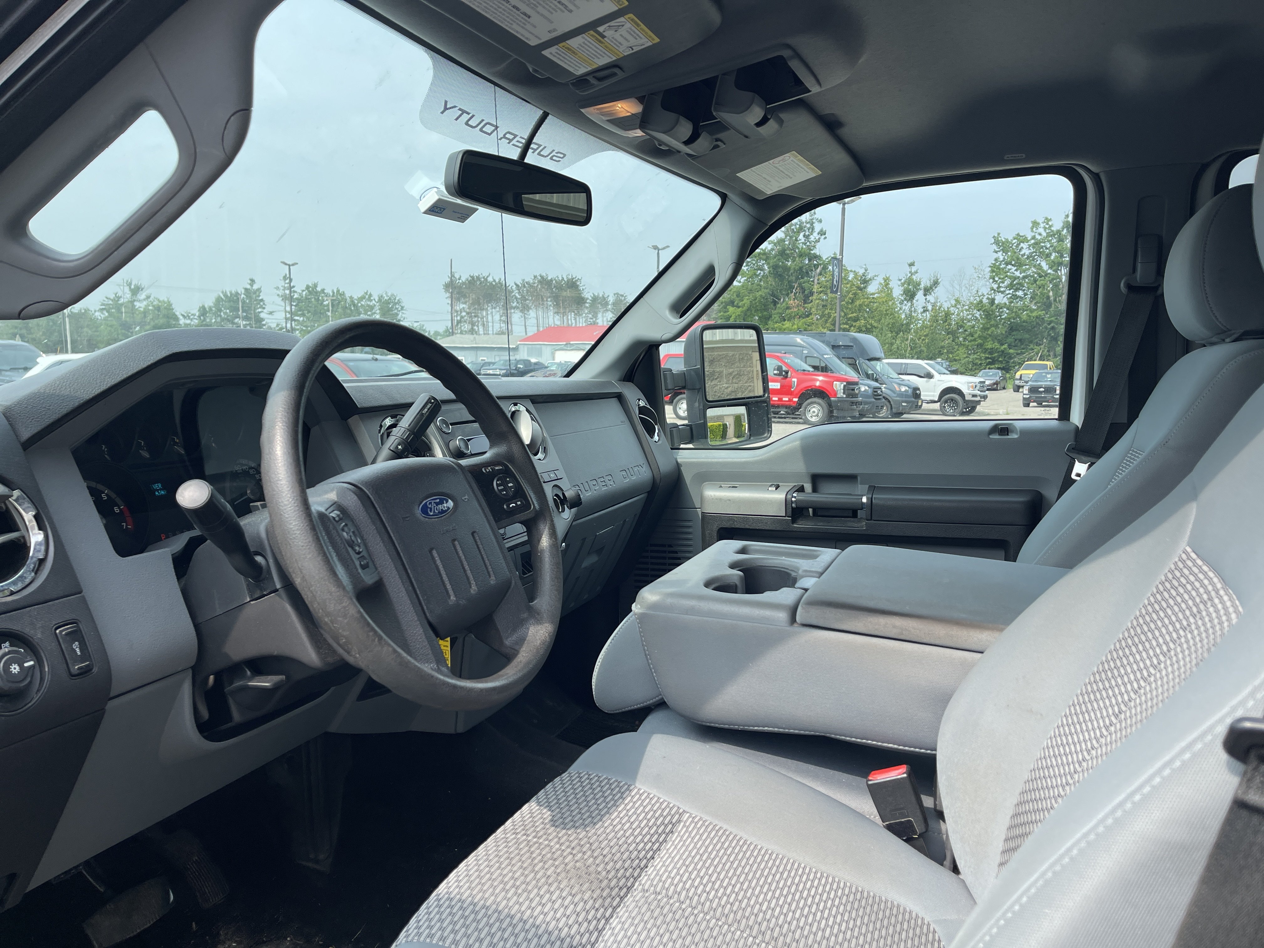 Used 2015 Ford F250 XLT AWD/4WD image 10