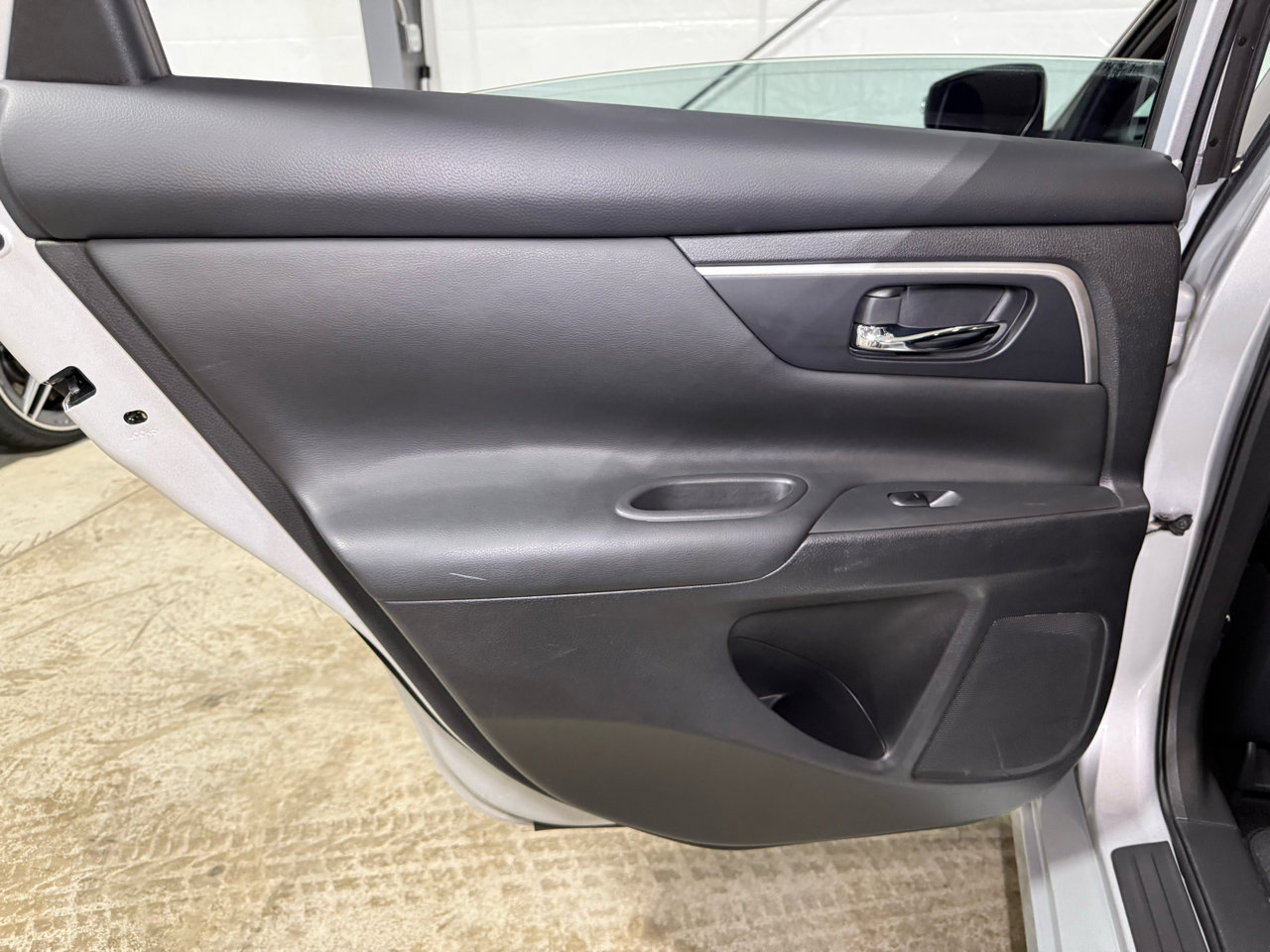 Used 2018 Nissan Altima 2.5 SV w/ 2.5 SV Technology Package image 34