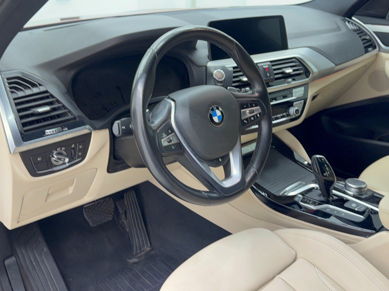 Used 2021 BMW X4 xDrive30i AWD/4WD image 4