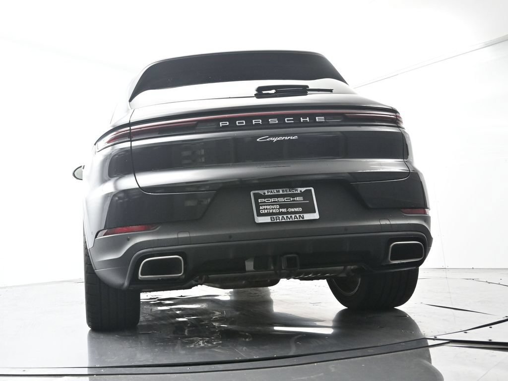 Certified 2025 Porsche Cayenne AWD/4WD image 47