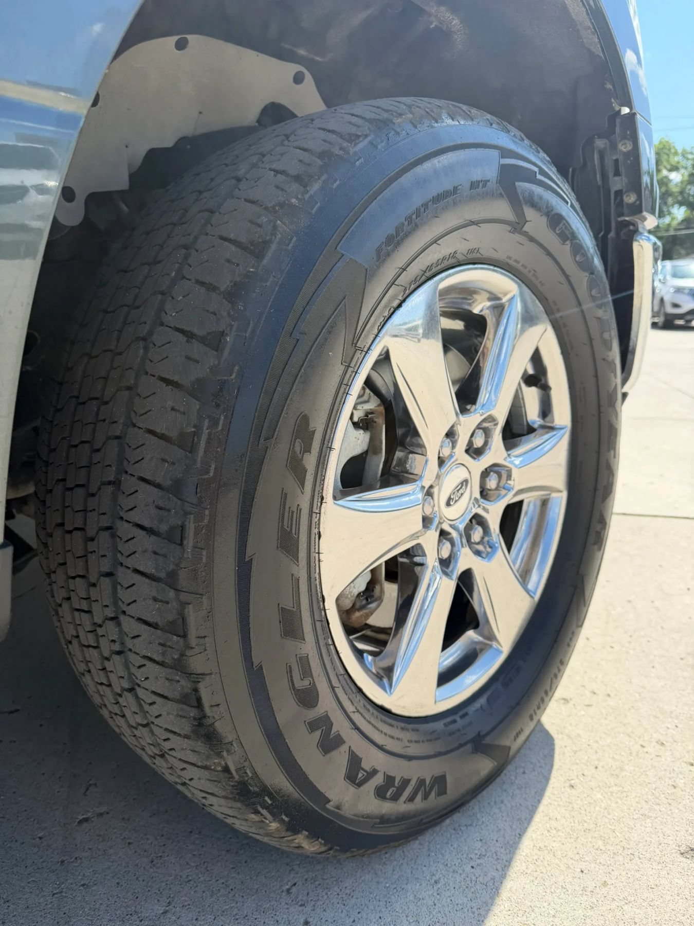 Used 2018 Ford F150 XLT w/ Equipment Group 302A Luxury AWD/4WD image 10