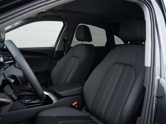 New 2025 Audi Q5 Premium Plus image 8