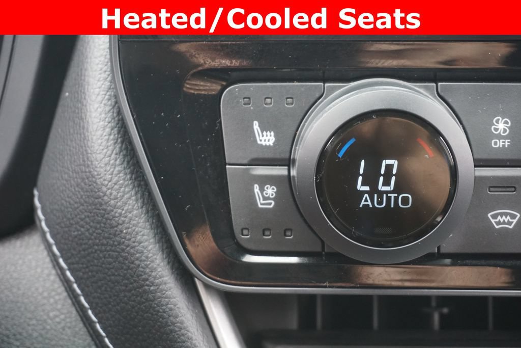 Used 2024 Toyota Grand Highlander AWD image 9