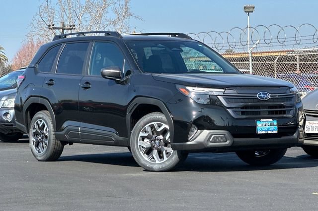 Used 2026 Subaru Forester Premium image 2