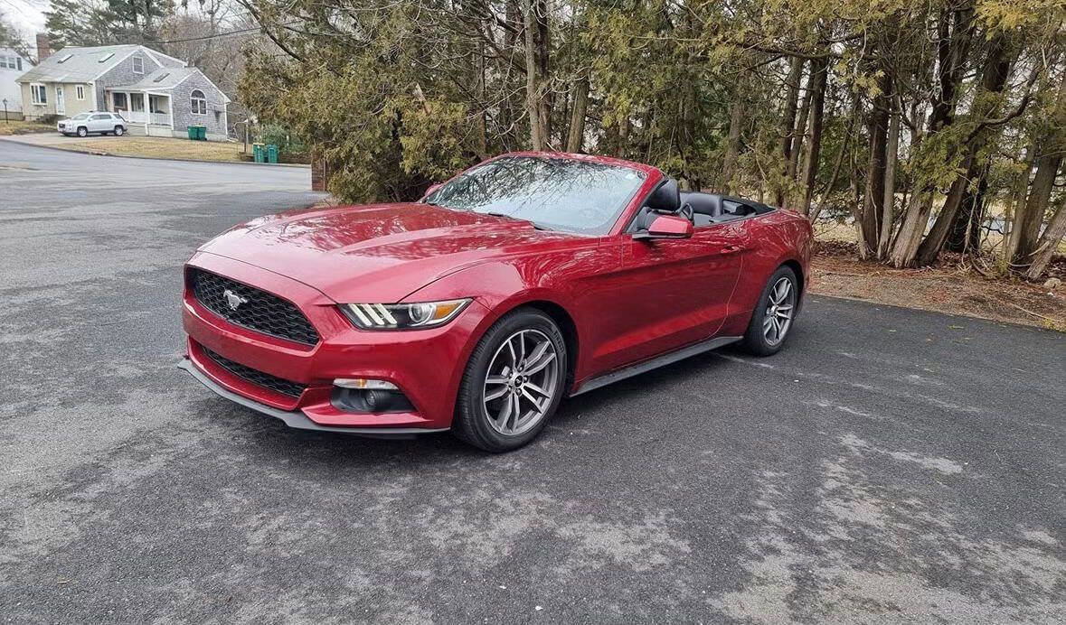 Used 2016 Ford Mustang Premium image 7