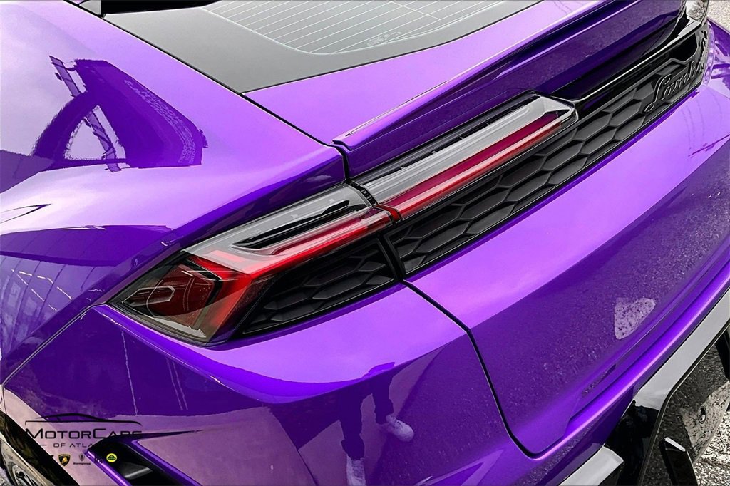 Used 2025 Lamborghini Urus SE image 26
