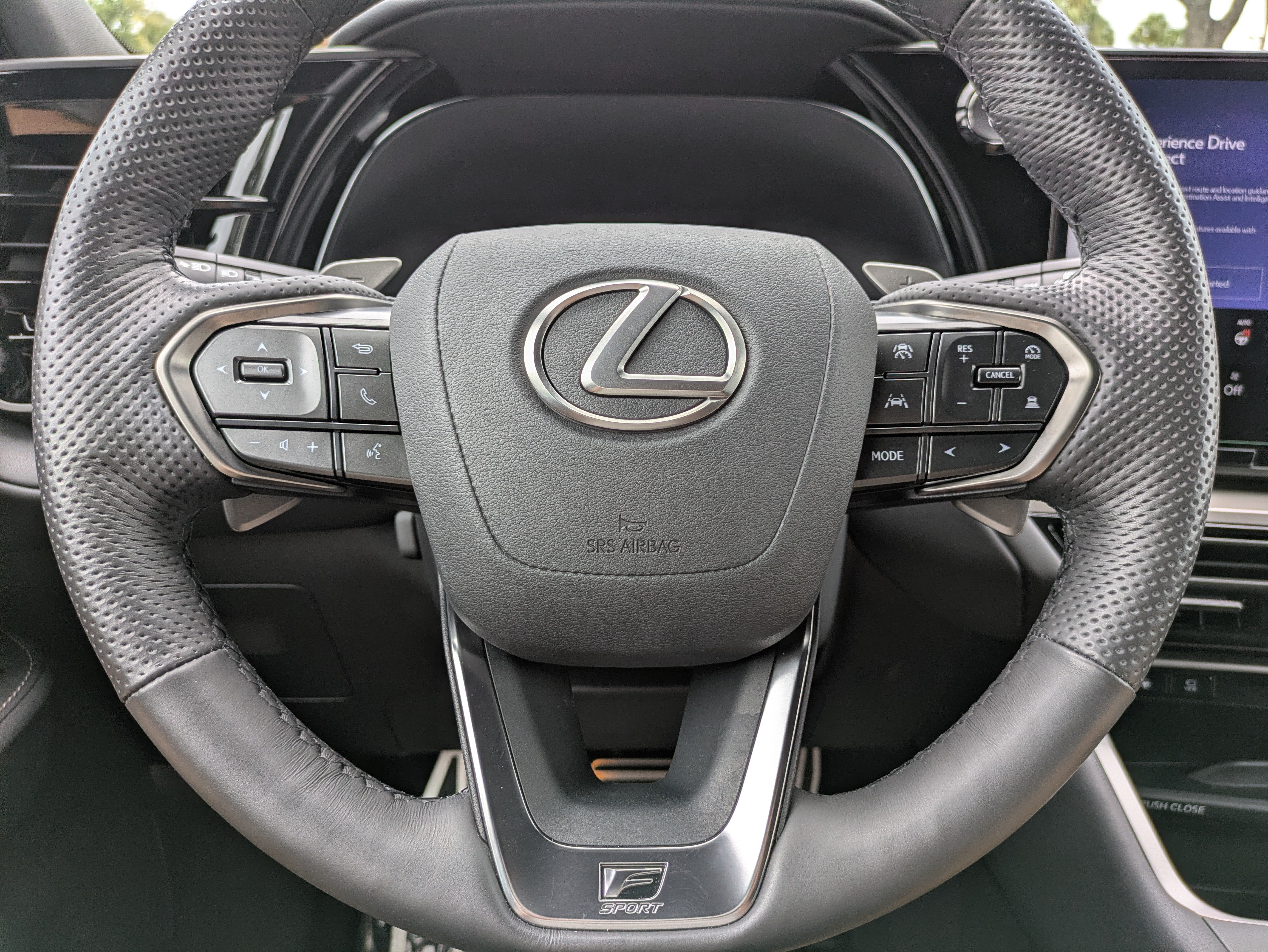 Used 2026 Lexus TX 500h AWD w/ Technology Package image 25