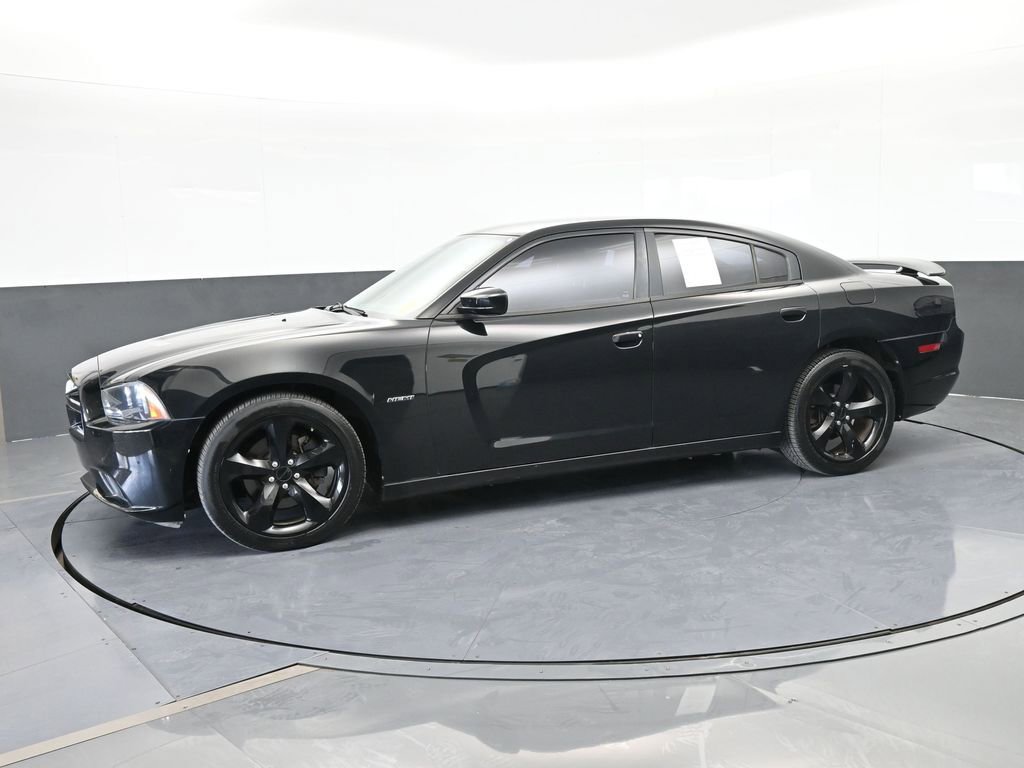 Used 2014 Dodge Charger R/T w/ Blacktop Package video 2