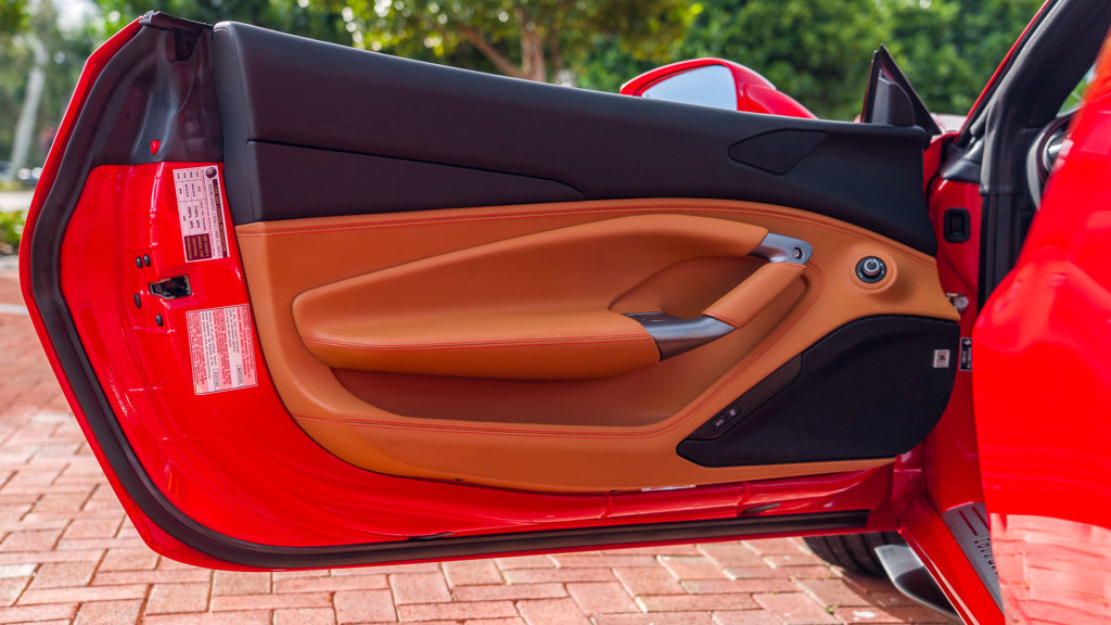 Certified 2023 Ferrari F8 Tributo RWD image 10