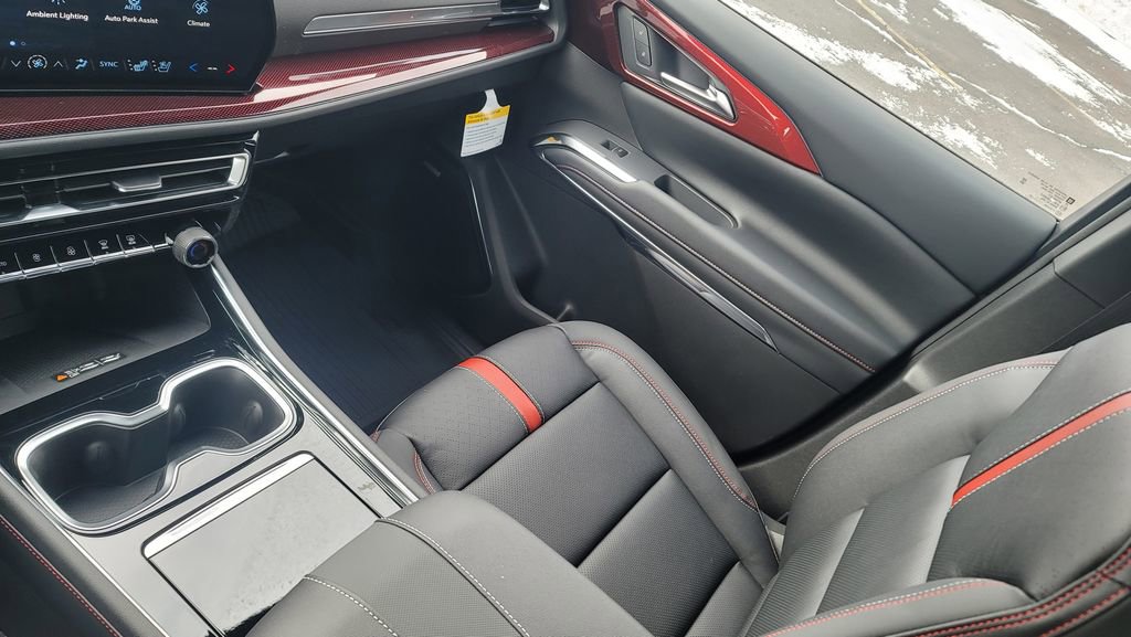 New 2026 Chevrolet Traverse RS image 23