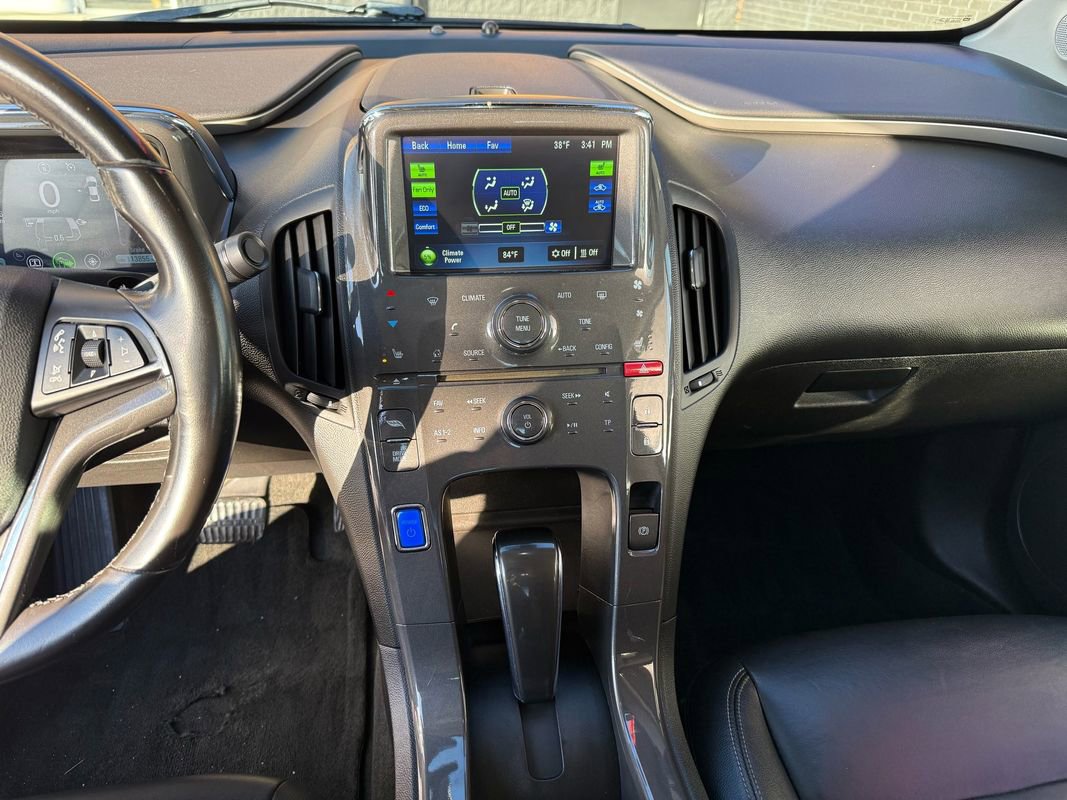 Used 2013 Chevrolet Volt Premium w/ Premium Trim Package image 30