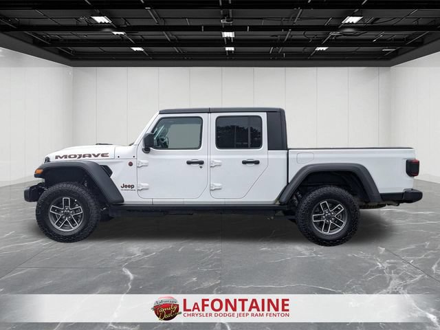 Used 2026 Jeep Gladiator Mojave AWD/4WD image 2