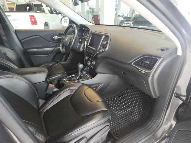Used 2021 Jeep Cherokee Trailhawk w/ Sun, Sound & Nav Group AWD/4WD image 13