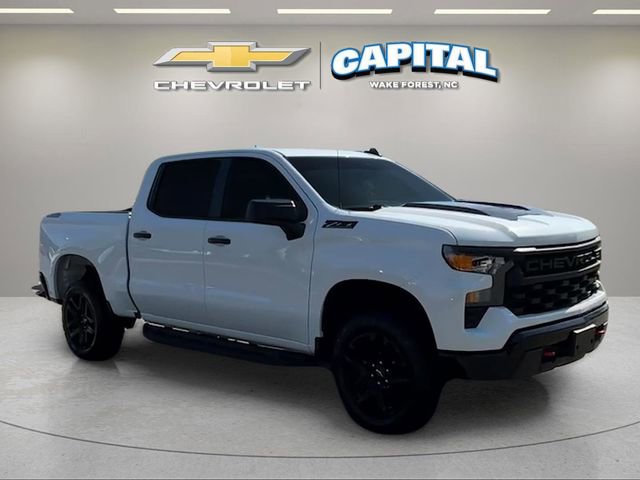 Used 2024 Chevrolet Silverado 1500 Custom Trail Boss w/ LPO, Dark Essentials Package image 9