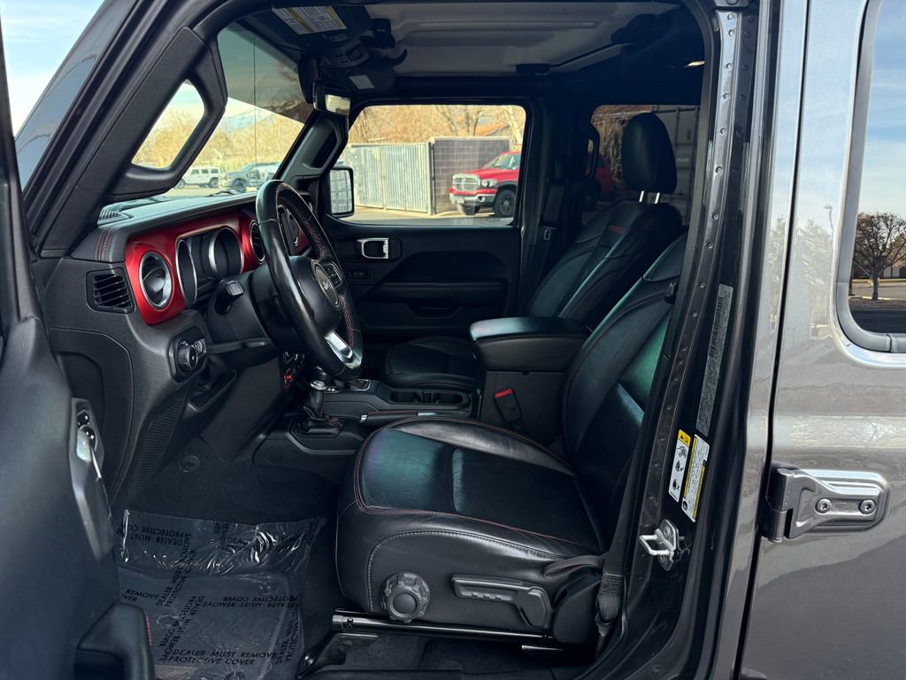 Used 2018 Jeep Wrangler Unlimited Rubicon w/ Dual Top Group image 31