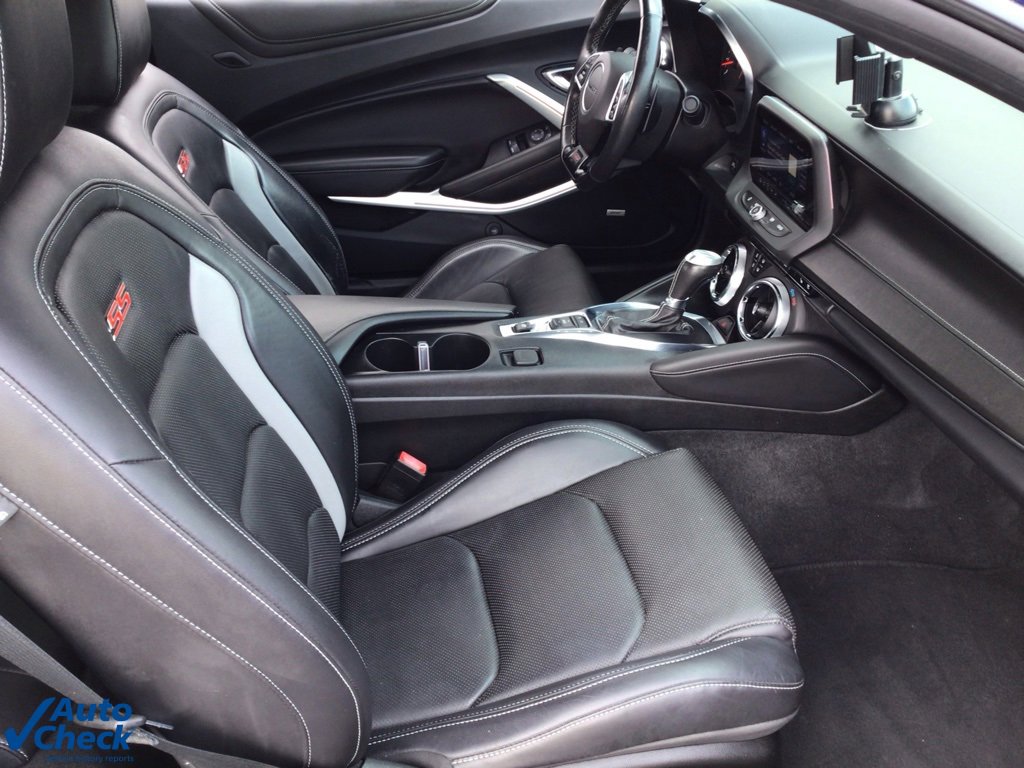 Used 2021 Chevrolet Camaro SS image 15