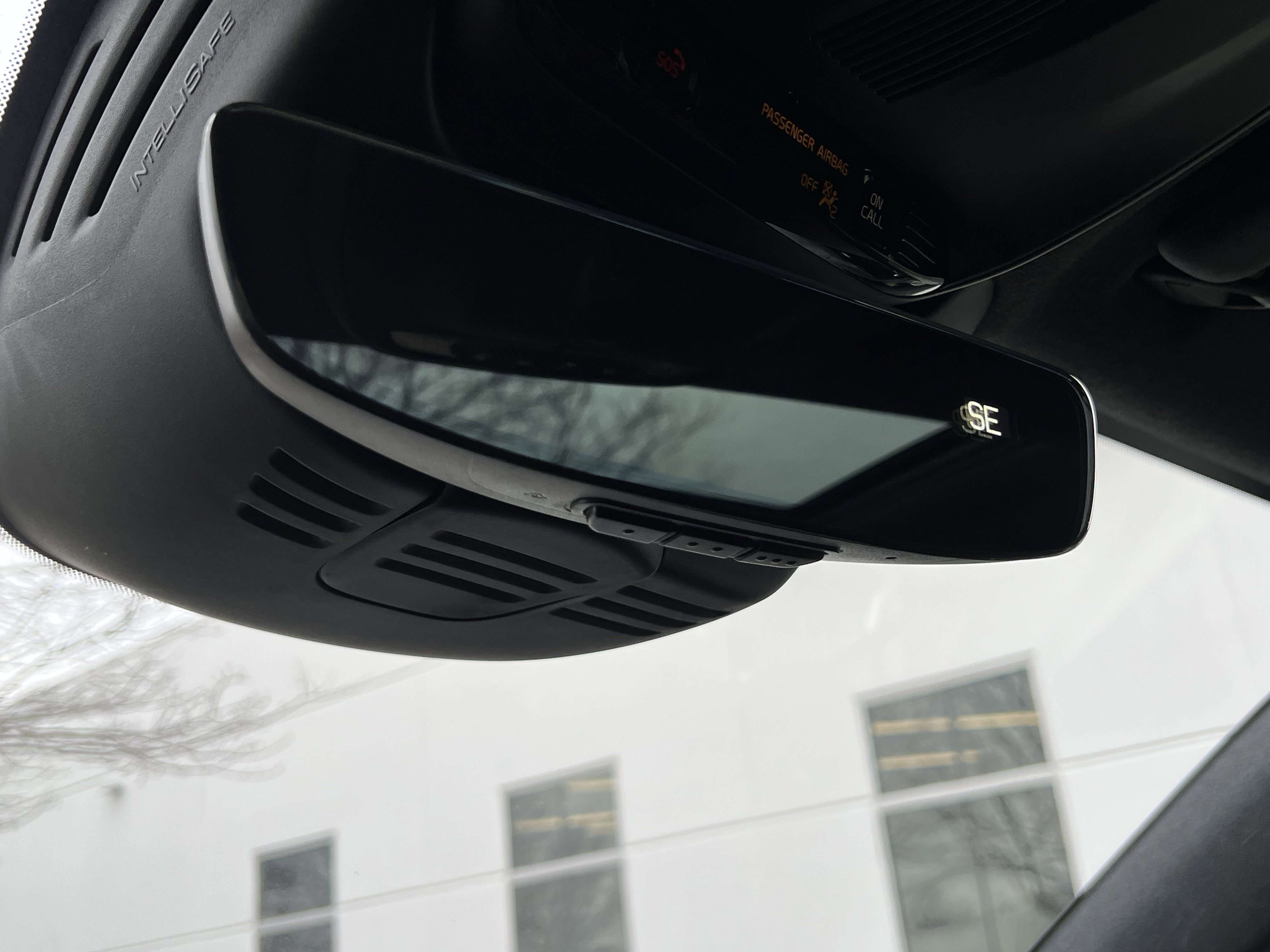 Used 2021 Volvo XC40 T5 R-Design w/ Advanced Package image 27