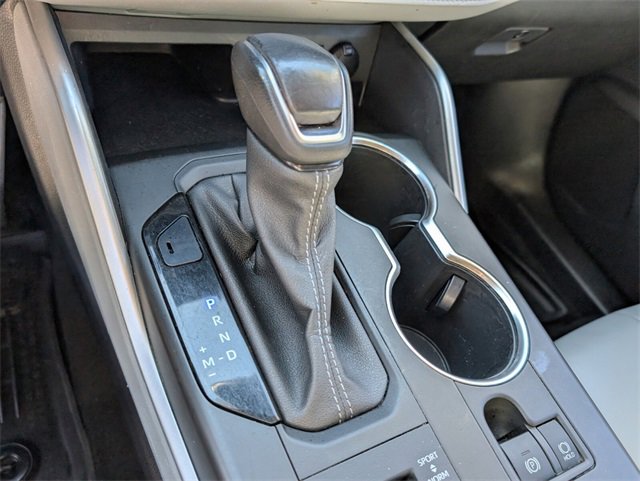 Used 2022 Toyota Highlander XLE image 27