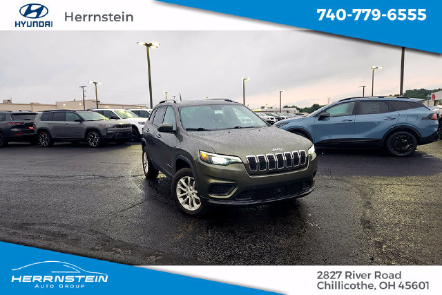 Used 2021 Jeep Cherokee Latitude w/ Mopar Interior Package AWD/4WD image 1