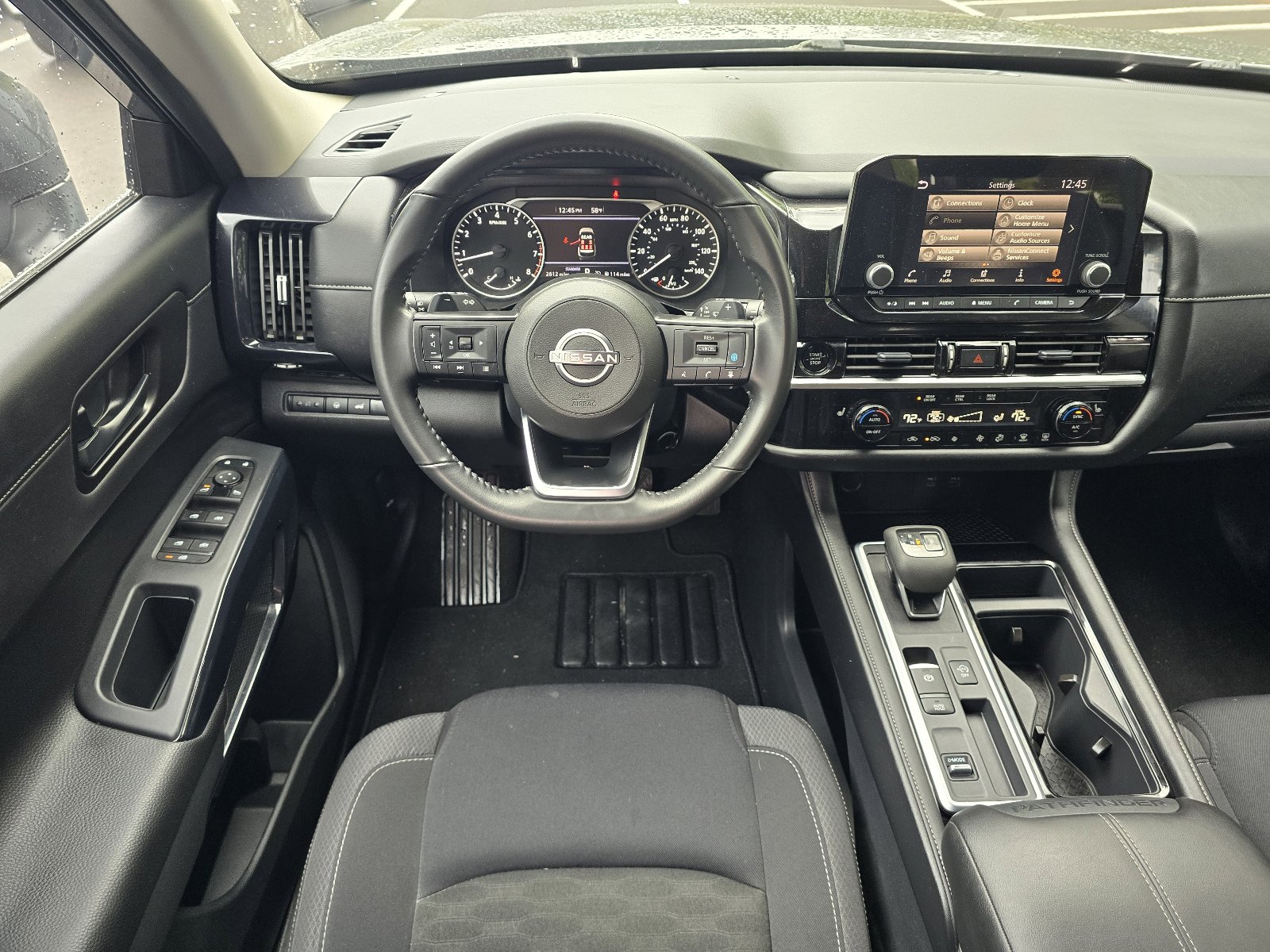 Used 2025 Nissan Pathfinder SV w/ SV Premium Package FWD image 14