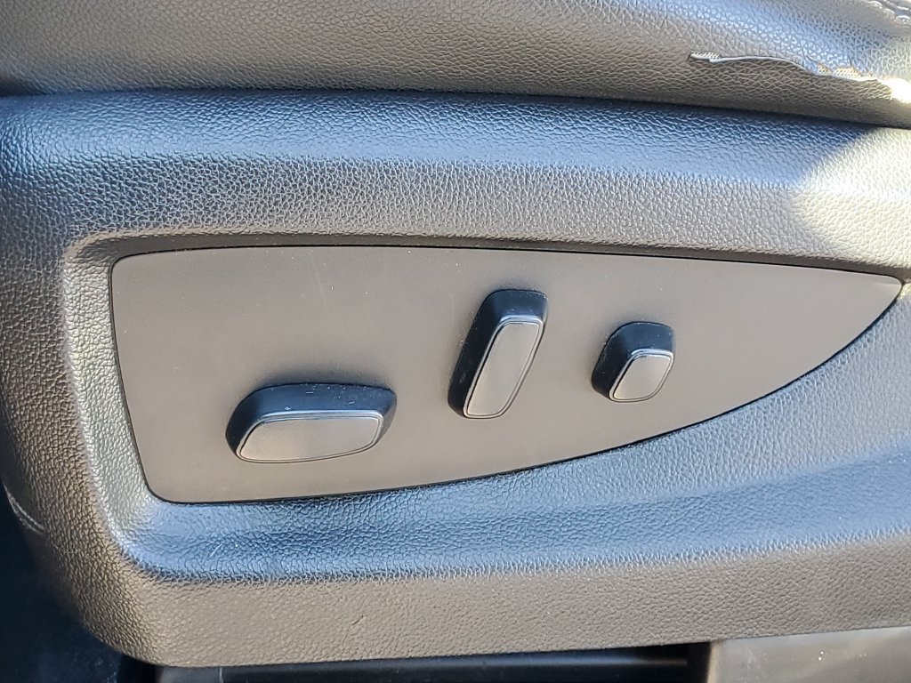 Used 2019 Chevrolet Tahoe LT AWD/4WD image 6