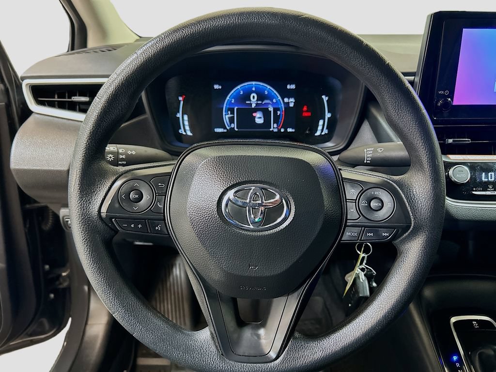 Used 2026 Toyota Corolla LE FWD image 9