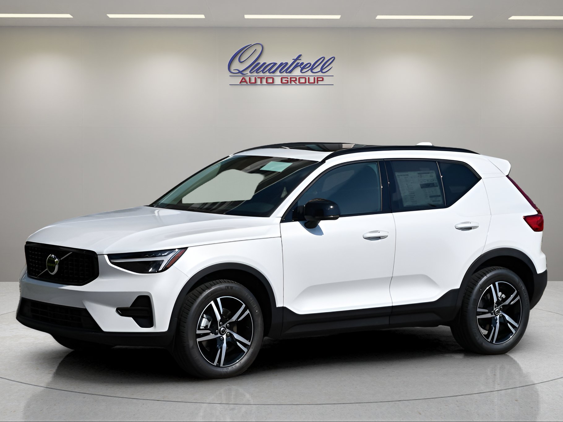 Used 2026 Volvo XC40 B5 Core w/ Protection Package Premier AWD/4WD image 8