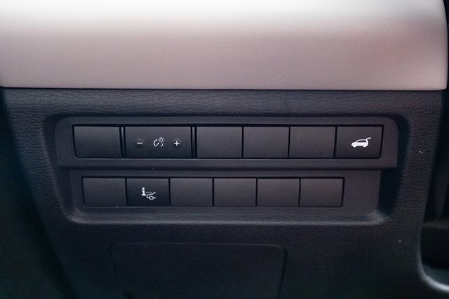 New 2025 Mitsubishi Outlander AWD image 16