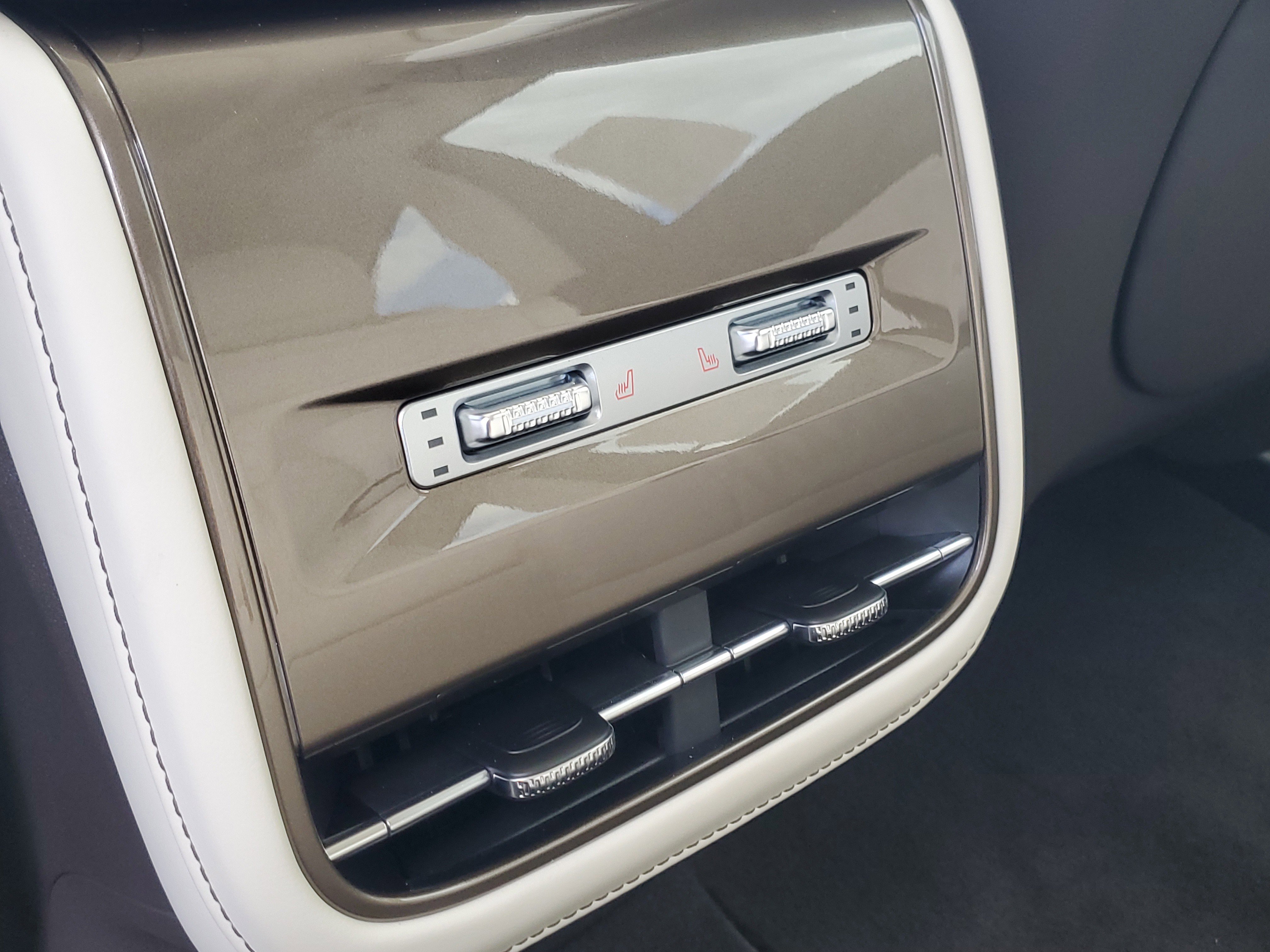 New 2025 Lincoln Nautilus Black Label image 29