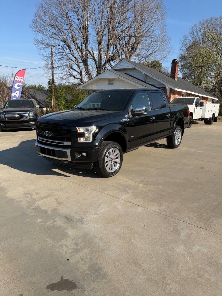 Used 2017 Ford F150 Platinum w/ Equipment Group 701A Luxury image 1