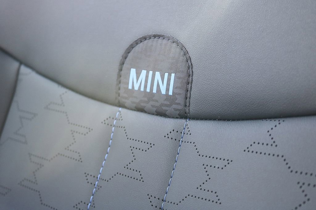 Used 2025 MINI Cooper S image 21