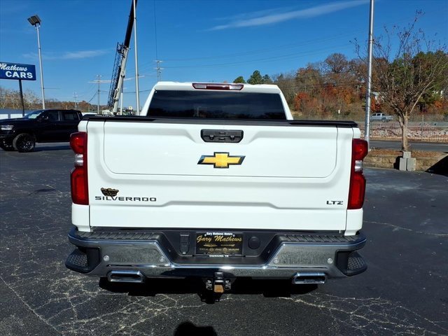 Used 2024 Chevrolet Silverado 1500 LTZ w/ Z71 Off-Road Package image 17